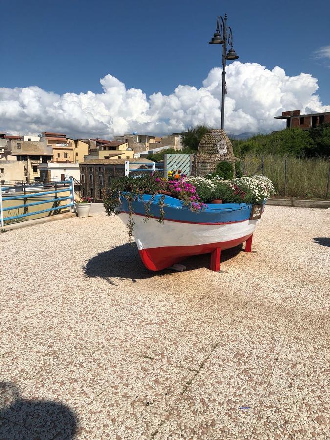 Appartamenti Sicilia Bedda ตรัปเปโต ภายนอก รูปภาพ